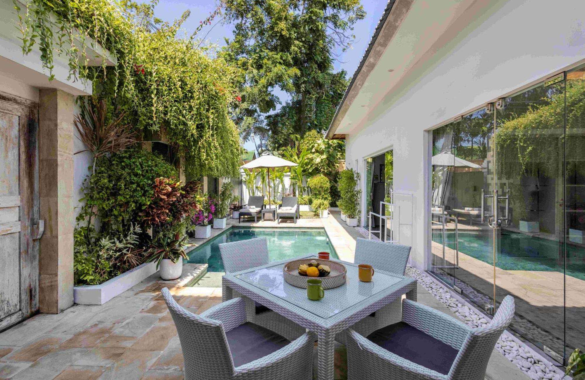 Villa Charming, Sofie - With Refreshing Pool *